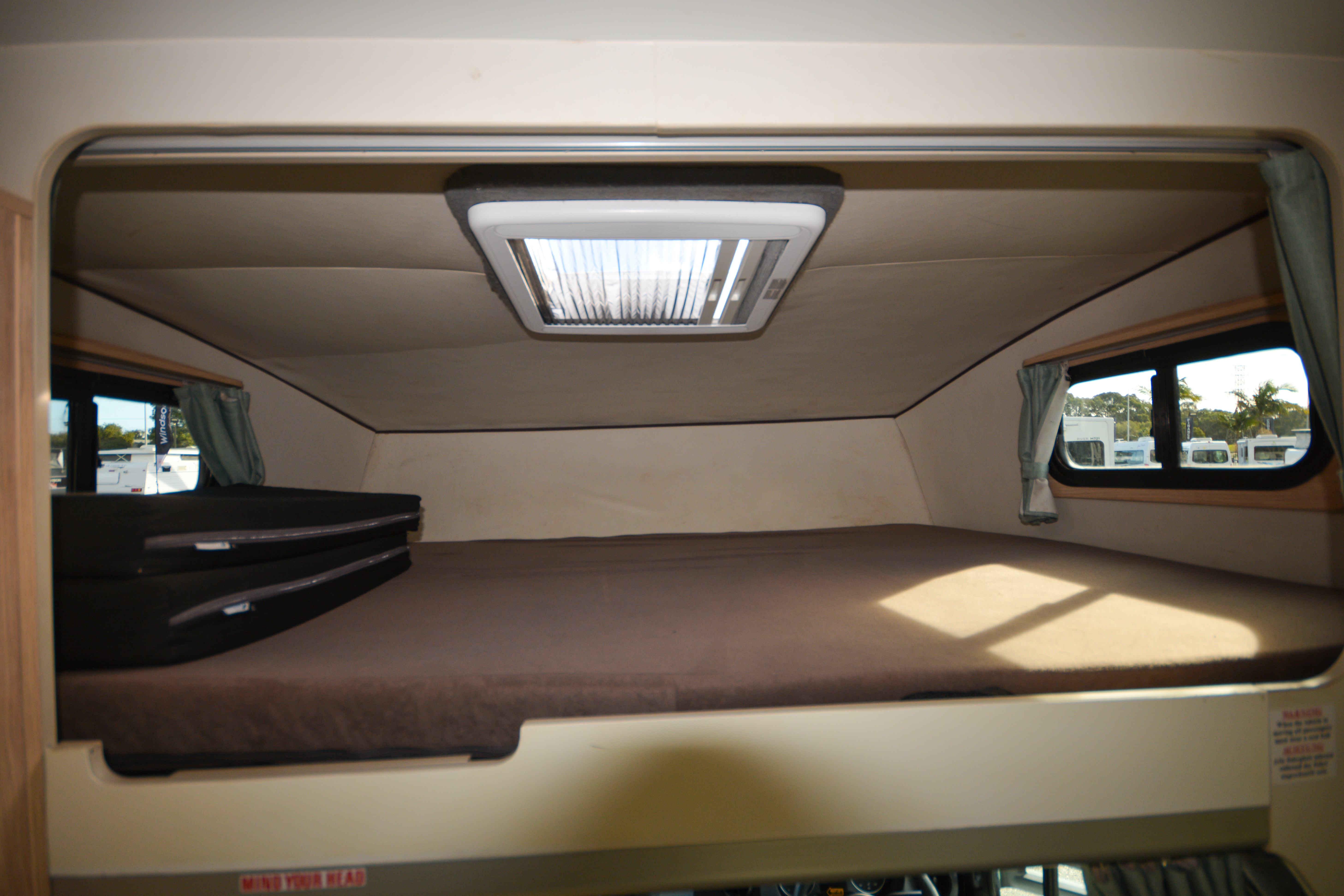 Carousel Popup Thumnails 24 - 2021 Kea River M721 Mercedes 6 Berth