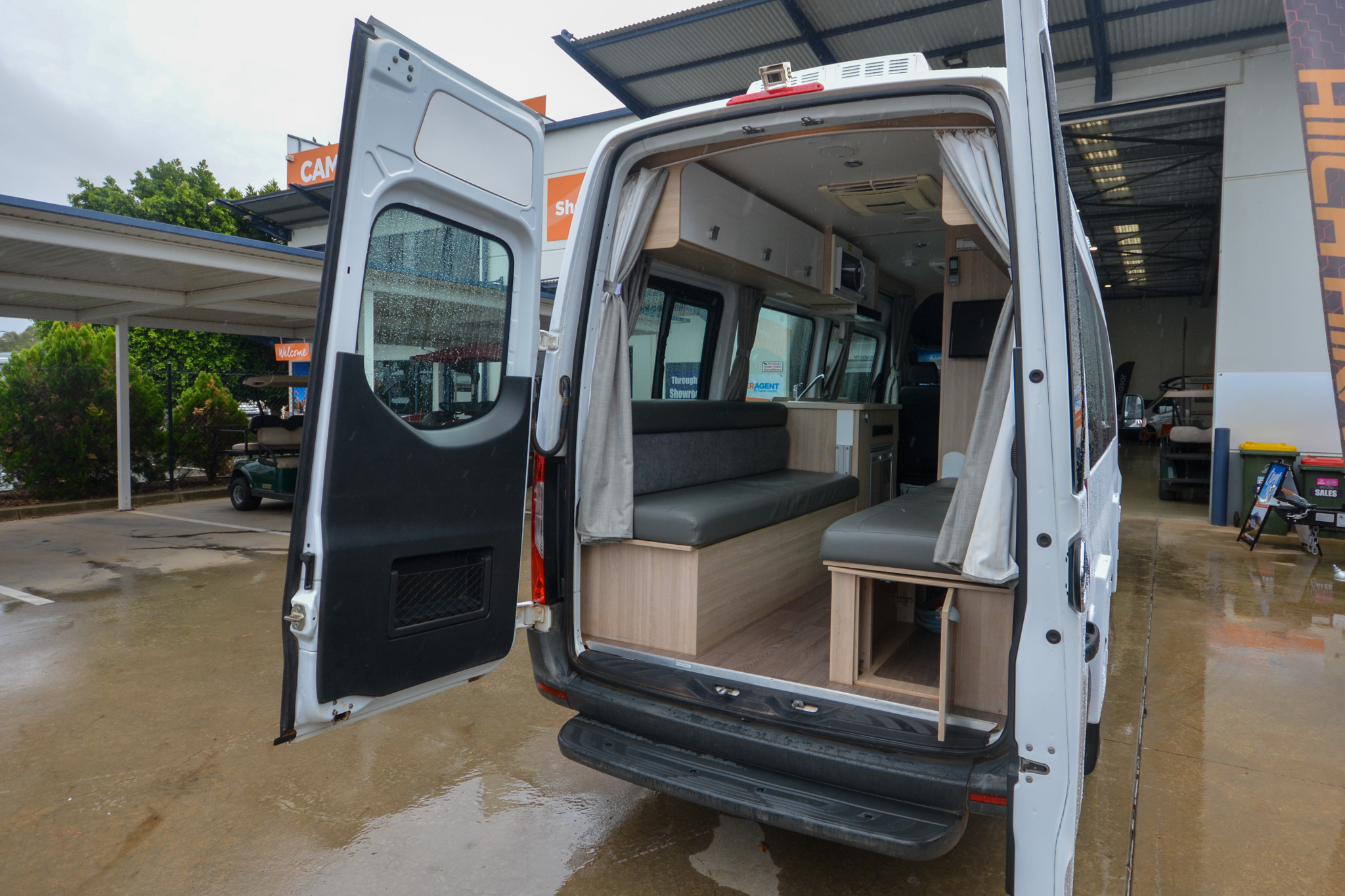 Carousel Popup Thumnails 10 - 2021 Talvor Euro Tourer FRC Mercedes 2 Berth